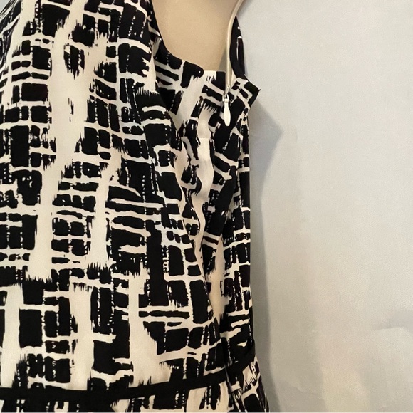 Banana Republic Long Dress - Picture 4 of 10